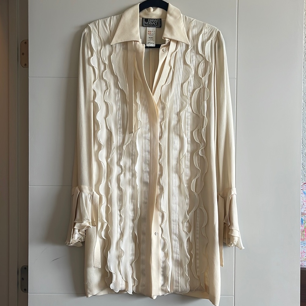 VINTAGE GIANNI VERSACE DRESS couture dress beige color, very good condition.